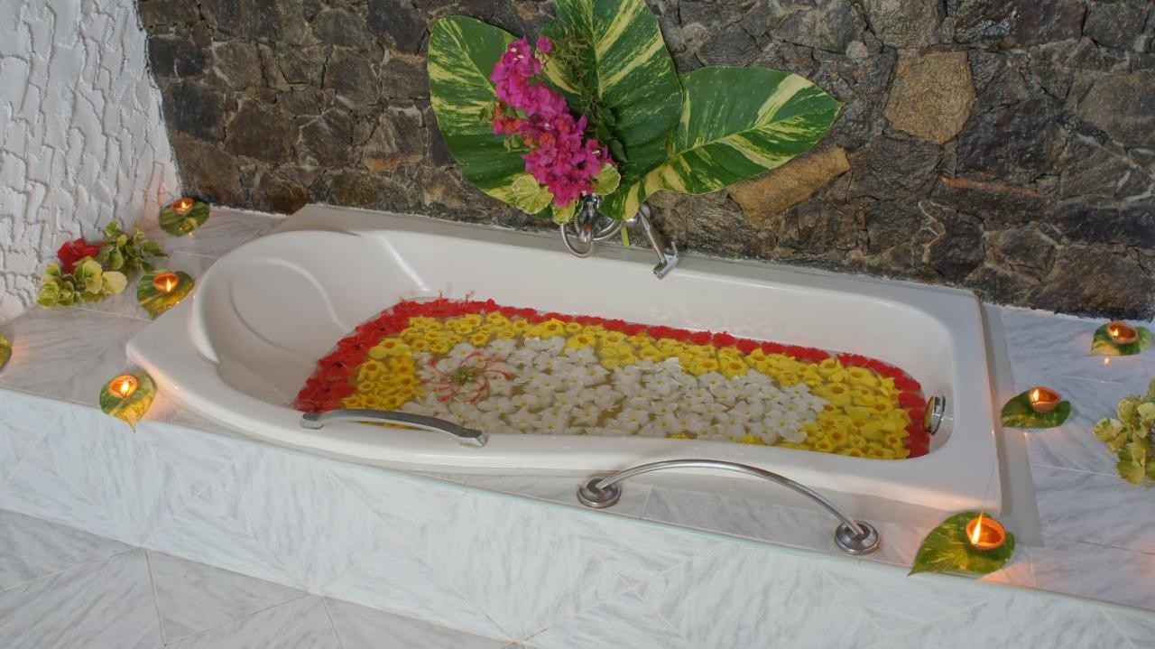 Ayurveda Centrum Lawrence Hill Paradise Hikkaduwa Exteriör bild